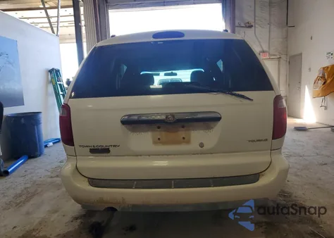 2005 Chrysler Town & Country Touring из США, поврежденный, VIN 2C4GP54L45R460853